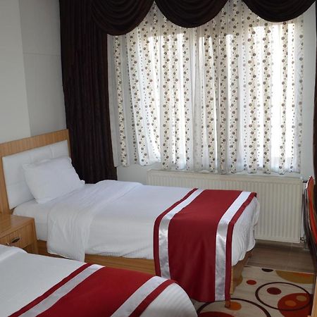 Hotel Dinc Tatvan Εξωτερικό φωτογραφία